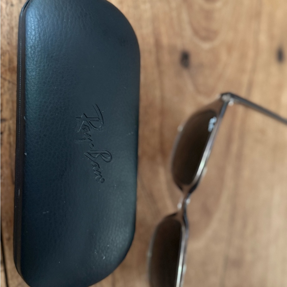 Ray-Ban Sunglasses with Case